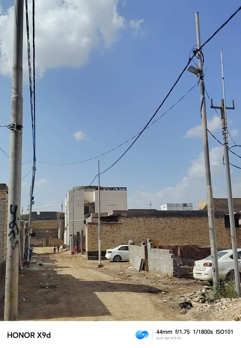 #اعلان
🏠دارللبيع ..... 

⭕العنوان:التقيه الثالثه مقابيل ساحه التوديع قرب الملعب الخماسي ..... 

⭕موقع مميز _
____
🌿زراعي سند25
🌿 معامله التطويب كامله 
🌿طابق واحد
♦️المساحة :200م
----------------
تفاصيل الدار 🏠

🌿غرف نوم عدد2💯
🌿صالة 
🌿مطبخ 
🌿استقبال 
🌿مجمع صحي
للأستفسار ألاتصال 
***********
. 
***********
