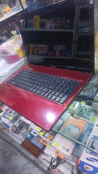 عرض  اخر  قطعه لابتوب  الدراسه  والتصفح  رام 4 هارد ssd 128 شاشه  15 ب...