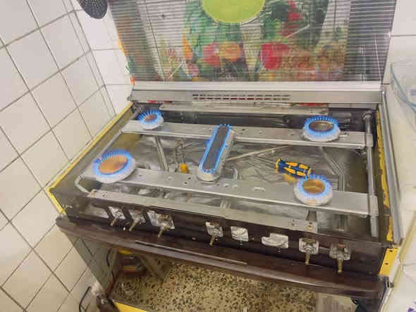 ورشه تصليح الطباخات انواع الطباخات صيانه واقعيه
متواجد باي مكان  رقم الهاتف اتواجد واتساب
***********
