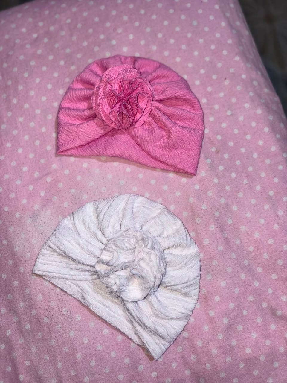 Les  bonnets  de bébé sont disponibles mes belles mamans ❤️jolis bonnets pour vos bébés couleurs variées  1k trois à2k5 Infoline 0748025684


**إذا كنت صاحب هذا الإعلان وتريد حذفه لأي سبب، رجاءا أرسل رسالة إلى الدعم الفني**