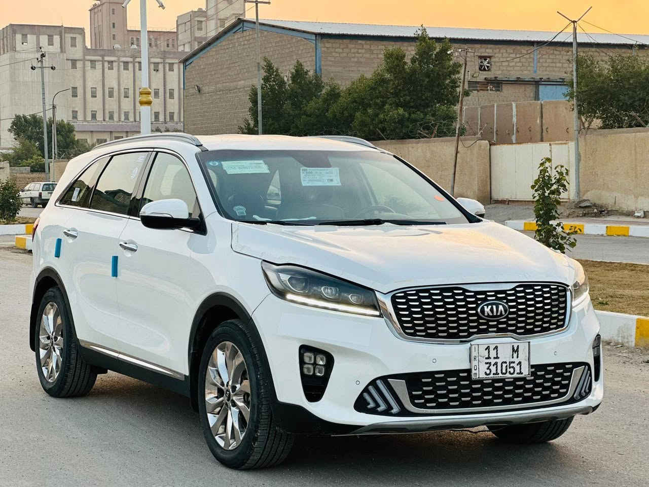 للبيع او مراوس كيا سورنتو 2020 خليجي رقم بغداد بسمنه بيه بنيد مبدل والباقي كفاله بدون ضرر داخلي كتاب فحص مرفق بالمنشور 
مواصفات
بصمه ابواب
بصمه تشغيل
شاشه كبيره
كامرا خلفيه
تحكم ستيرن
مكينه 3600
6سلندر
7 راكب
3قطع تبريد
ماشيه 100
كشن جلد كهرباء
اشاره بمرى
جنطه كهربائي
ويل كروم 
وباقي المواصفات المعروفه 
سياره جديده وجاهزه حداده تبريد تخم تاير كير ومكينه العنوان الناصريه مركز السعر 235 وبيه مجال
***********
***********
