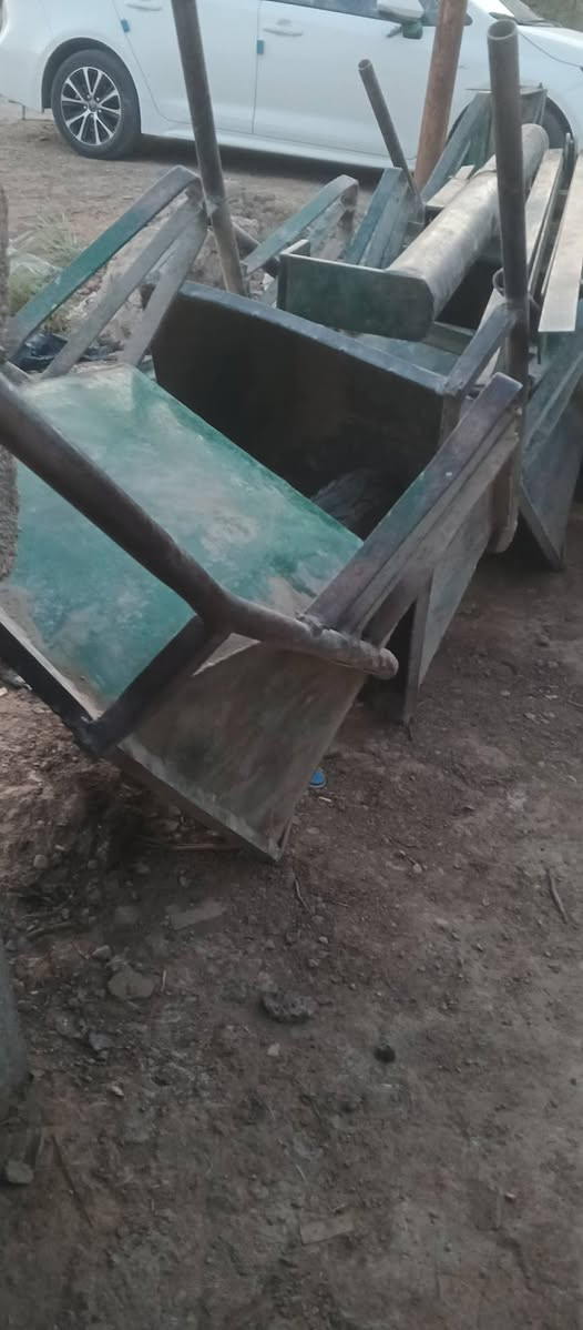 عرباين ونج للبيع نضافتهن  نص نضافه مو فول


**إذا كنت صاحب هذا الإعلان وتريد حذفه لأي سبب، رجاءا أرسل رسالة إلى الدعم الفني**