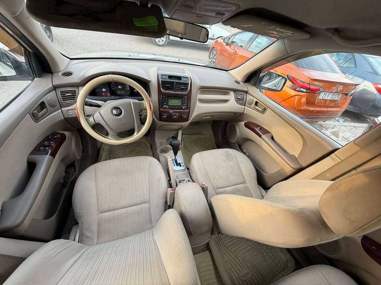 نوع السياره  كيا سبورتاج
موديل 2009
رقم وسنويه جديد 
السونر مرفق بي مكانين بارد 
السعر 125$ بي مجال 
للاستفسار ***********
العنوان ديالى خانقين / معرض خانقين للسيارات
