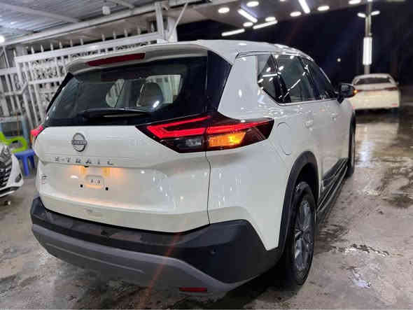 نيسان اكستريل  2025 زيروو ضمان 3 سنوات

 NISSAN X-TRAIL 2025 

ضمان شركه نيسان ٣ سنه سيرفس مجاني وصيانه مجانيه  
السعر 35,000,000 دع شامل الترقيم بغداد 

 الموديل 2025 زيرووو
 سعة المحرك 4 سلندر 2500  
 حساسات خلفية 
 اريل نفكيتر
 شاحن لاسلكي
 تحكم المقعد كهرباء 
 لايت زينون + LED
 كشافات
 بك لأيت LED 
 4 دسك
 ماسحة خلفية
 مفتاح التشغيل بصمة وتشغيل عن بعد 
داخل جلد لون جوزي
 شاشة 
 كاميرات 360 درجة عدد ٤ 
 المودات والأوامر الصوتية
 حساسات ضغط اطارات 
حجم الاطار 235/60R18
تحتوي نظام ٤*٤
 قطعتين تبريد 
 هاند بريك بصمة 
ٓABS
Auto Hold    أوتو هولد
 اشارة في المرايا الجانبية 
العنوان بغداد الكريعات شارع المعارض معرض الرحمن 
للاستفسار الاتصال 
***********
*********** بغداد
