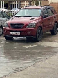 سورنتو 2008 ضرر بونيد وجاملغ وبيها مكانات بارد سياره جهازه مابيها كل ن...