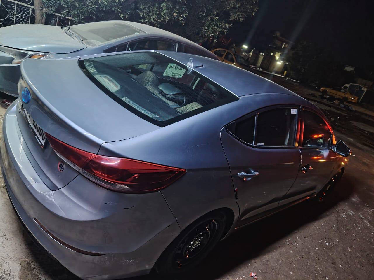 يالله بسم الله 
هونداي النترا 2017 للبيع او للمراوس اخوتي 

وارد أمريكي ضرر بنيد وجاملغ مبدل بدون داخل 
وصار بيه بالعراق تكمه ضرر فقط على كد شبرين فقط تعديل 
بدون  لغد وشاصي 
مواصفات Se
نصف فول شاشة كامرة
اشاري مري تحكم استيرن 
٣اتظمة قيادة
مكينه ٢٠٠٠دوش البنزين وغاز
ماشيه 96 الف 
سيارة خير من الله 
من كلشي 
(مكانه بغداد البلديات )
رقم شمالي أربيل 
كير محرك كفاله عامه حبايب السياره خير من الله بالعافيه على الي ياخذه وسعره مناسب ان شاءالله ب 115 وبيه مجال بسيط بيع او مراوس 
سياره حلوه مرتبه وكامله بالعافيه على الي ياخذه تحياتي الكم 
وهذا رقمي للاتصال
***********

وهاي قناه التلي بيه اهواي سيارات معروضه للبيع 

https://t.me/ali1hhm
