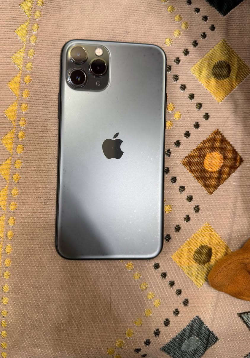 ايفون 11 برو ذاكره 256 نظيف كلش وممفتوح ابد فيس اي دي شغال السعر 300 وبي مجال مكاني الشعب البنوك او المنصور للاتصال
***********
