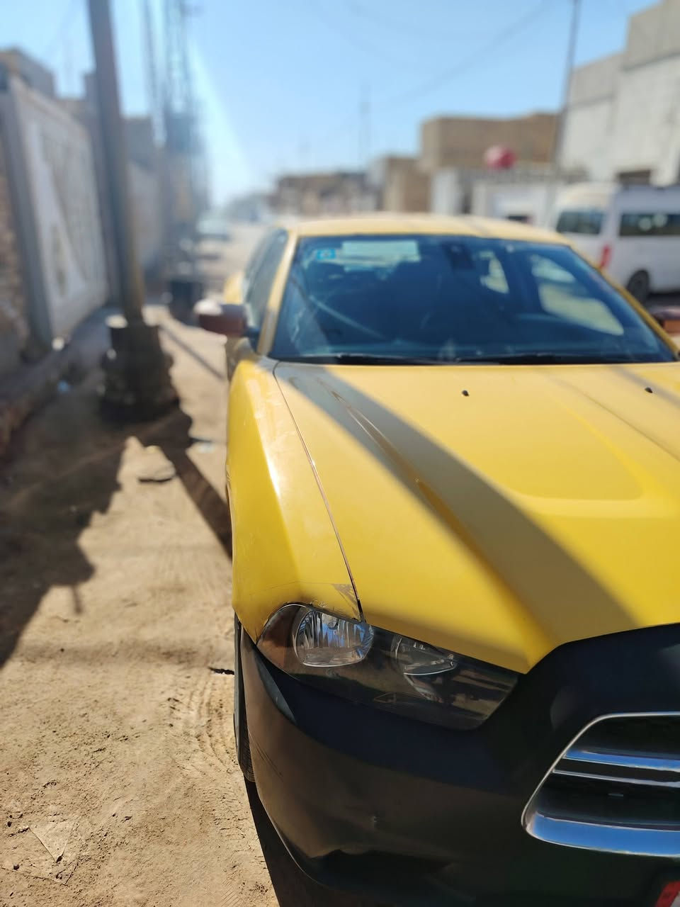 للبيع دوج تشارجر 2011 6سلندر اصل مشمشي ضربه بجم وبنيد مبدل
ماشية 360الف مكينة شادله موديل 2014 كير نضيف
 تبريد تدفئه شغالة لايت زنون الحدادية جاهزه

رقم انكليزي بسمي

سعر 120 وقابل للتفاوض ***********

المكان السيارة الديوانيه
