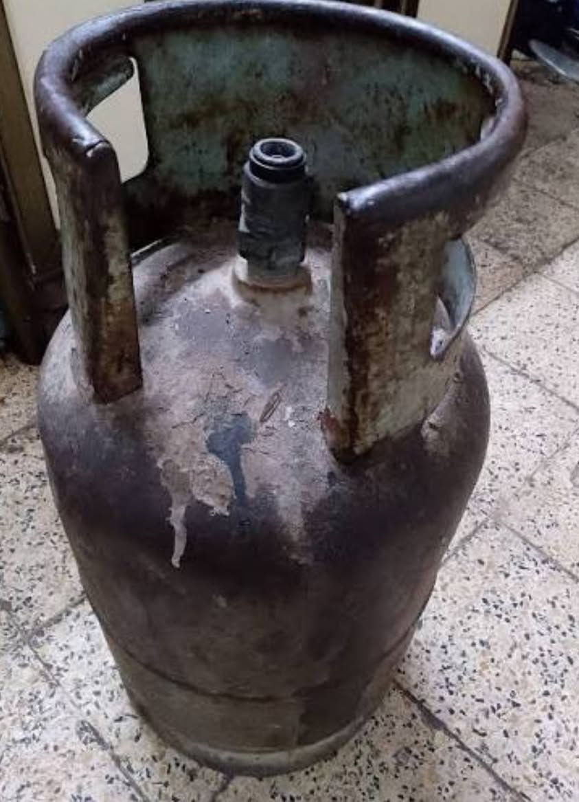 قنينة للبيع سعر 75 وكاوية درجة اولى سعرها 10


**إذا كنت صاحب هذا الإعلان وتريد حذفه لأي سبب، رجاءا أرسل رسالة إلى الدعم الفني**