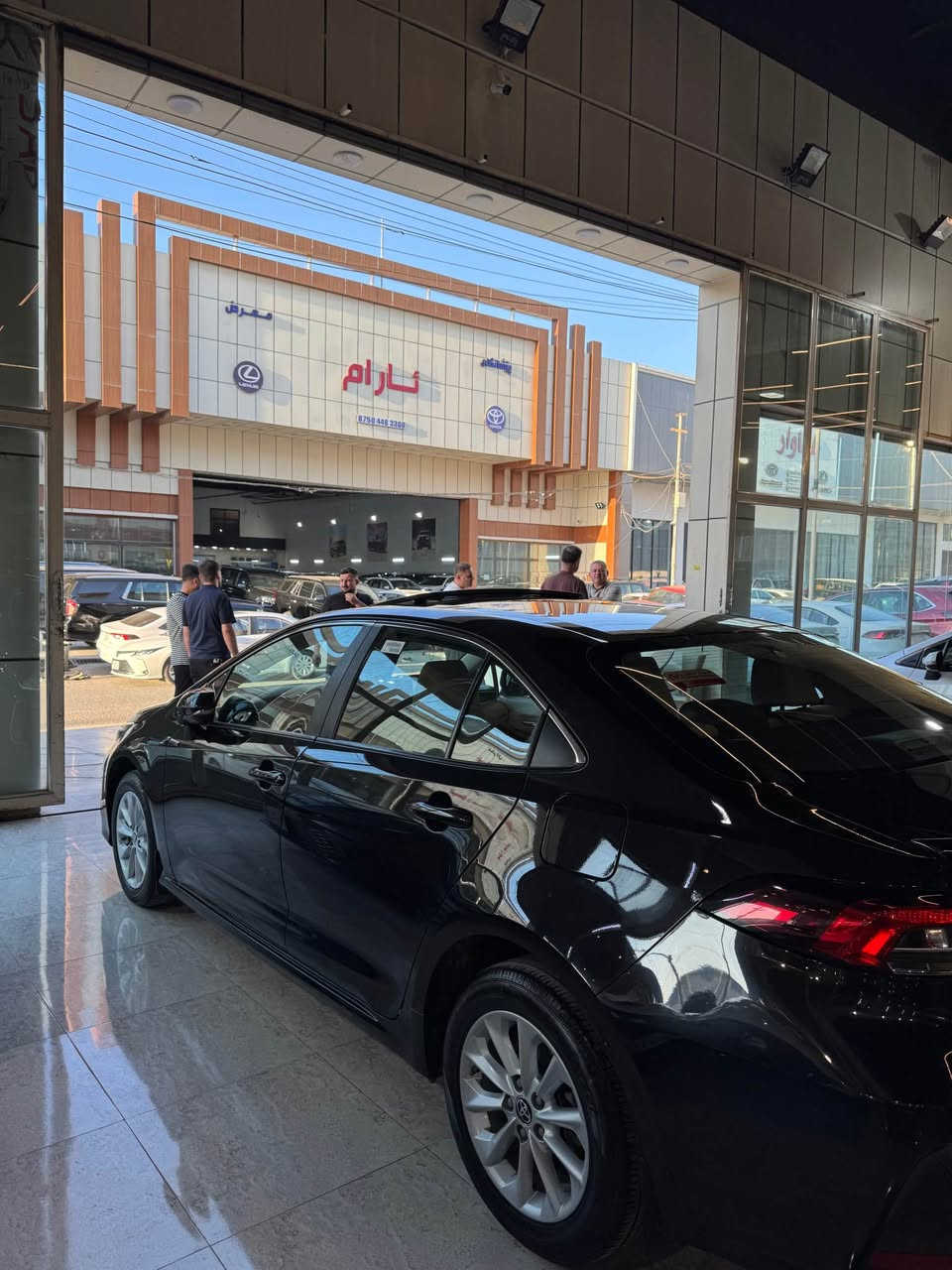 corrolla 2022 xaliji
کرۆلای خەلیجی رەش ١٠٠هەزار کم رۆیشتیە بێ سبوخ بێ لێدران یەک جێی pdr فول فول سلایت ئاوێنە شەفت گێچ ئەلیکترۆنی ٣ جۆری لێخوڕین سپۆرت و نۆرمال ئیکۆ
تحویل و غرامە و گێر و مەکینە بە شەرت 
*********** أربيل, العراق
