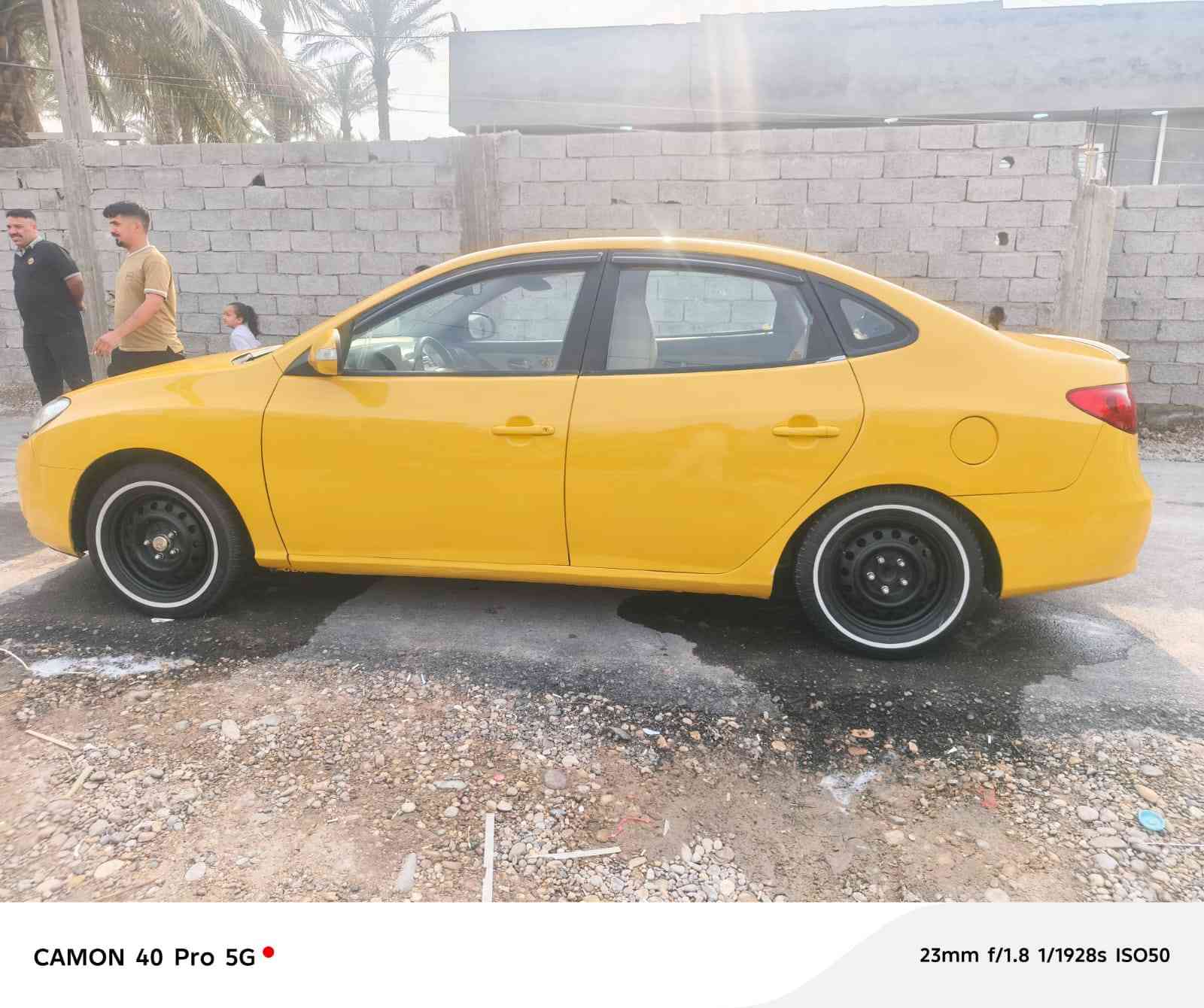 النترا موديل 2010 خليجي 1600 مكينه وكير تبريد جدد
تخم تاير كله جديد بغداد مشروع وطني سعر 83 وبيه مجال رقمي ***********
