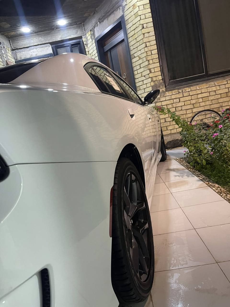 السلام عليكم 
للبيع جارجر R/T موديل 23فول موصفات حادث جاملغ وبنيد مثل ما موضح في الصوره ماشية ٩ ألاف السيارة معمره وكالة مكان السيارة بابل مركز مدينه للاستفسار اكثر اتصل على الرقم 
***********
243$
