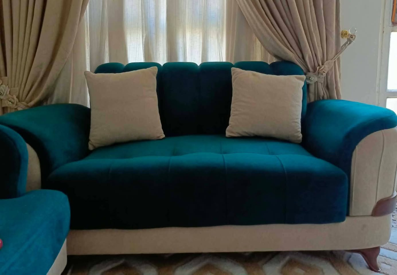 تخم عراقي 10 مقاعد اخو جديد مستعمل قليل السعر 750 وبي مجال 
العنوان بغداد قرب الجزيرة السياحيه كميره


**إذا كنت صاحب هذا الإعلان وتريد حذفه لأي سبب، رجاءا أرسل رسالة إلى الدعم الفني**