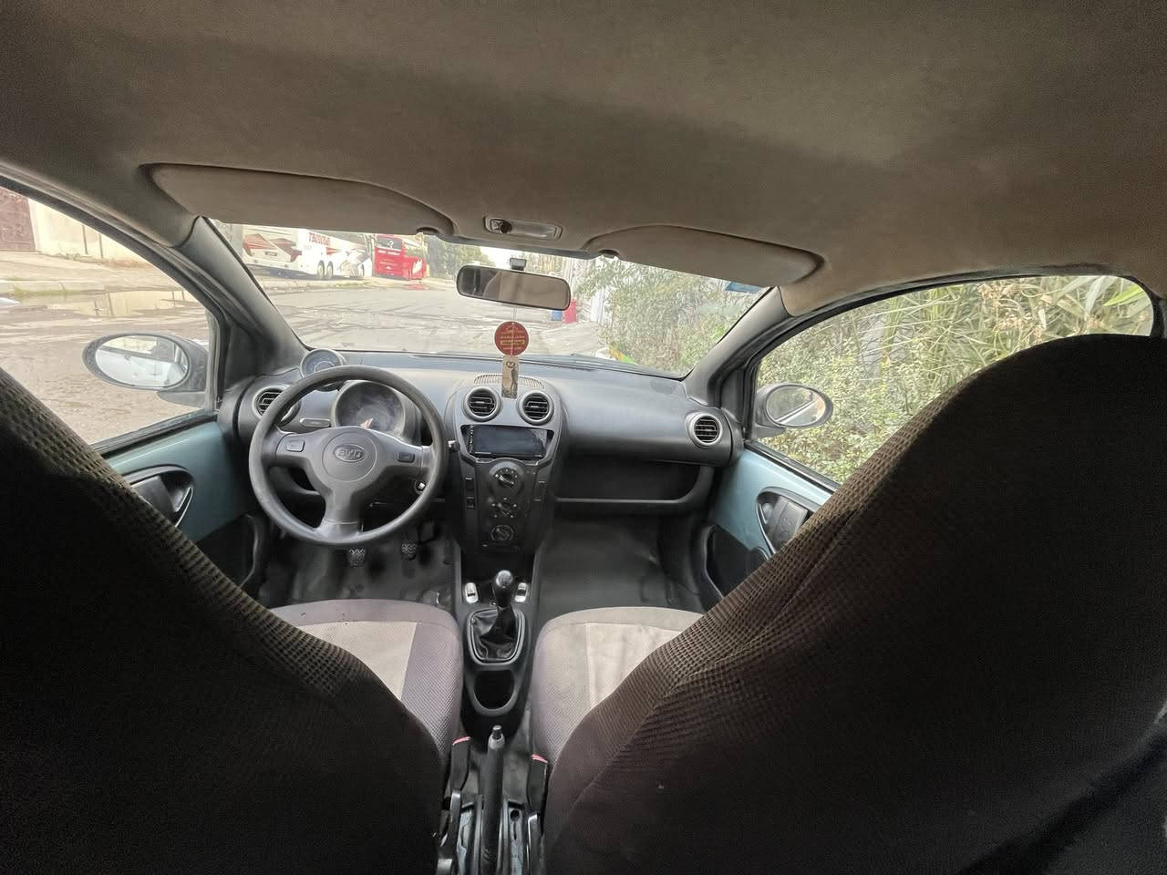 سيارة bydf0 للبيع موديل 2013 سعر 30 و بيهة مجال رقم ***********
