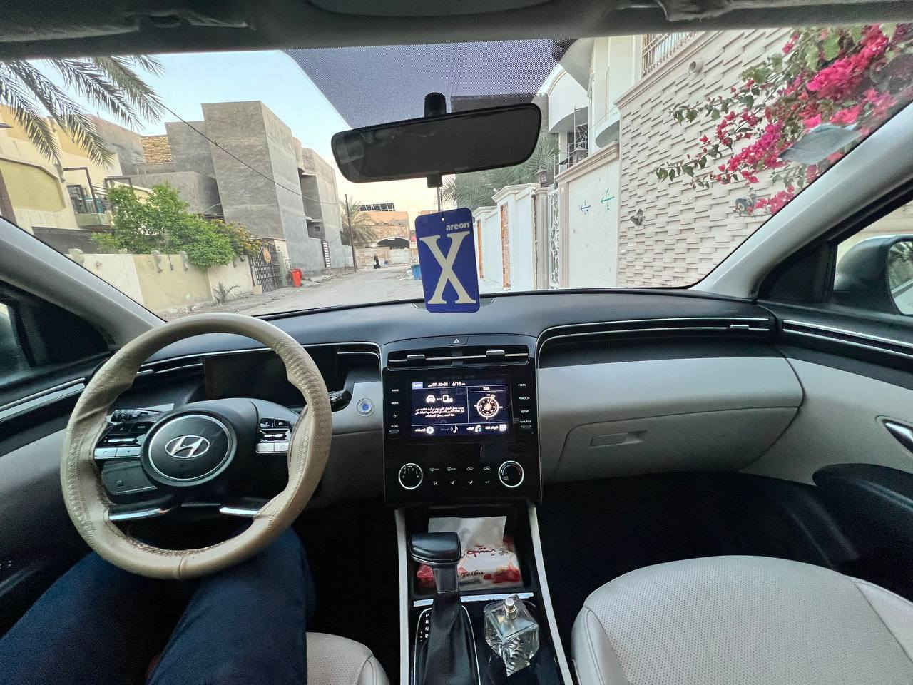 السلام عليكم 
توسان خليجي 2023 
فول مواصفات عدا الفتحه
مكفوله والسونار داخل المنشور
السعر 204
مكاني بابل
الاتصال ***********
