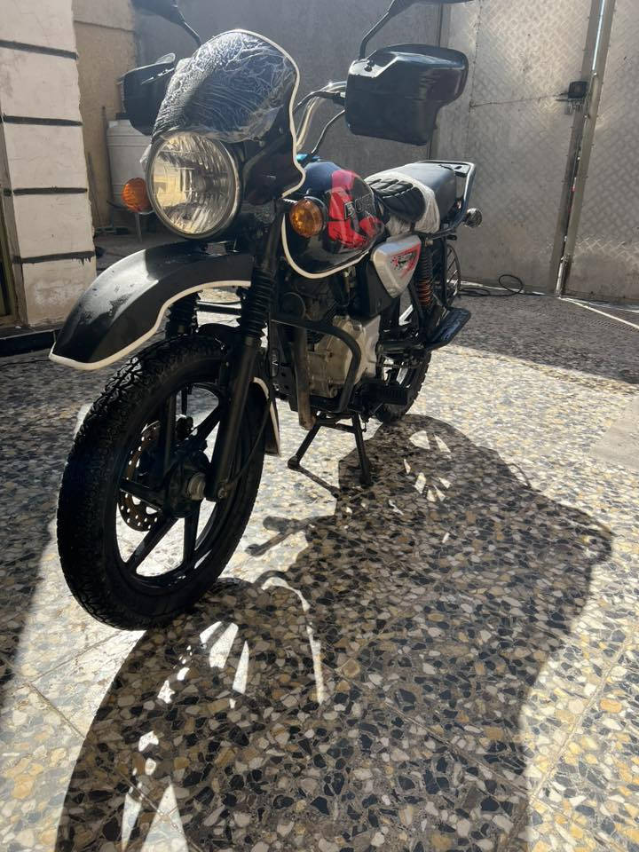 سلام عليكم بوكسر موديل 23داخل 24مرقم بغداد تحويل ثاني يوم مجفته شركه سعر 1950وبيه مجال مكاني بغداد***********
