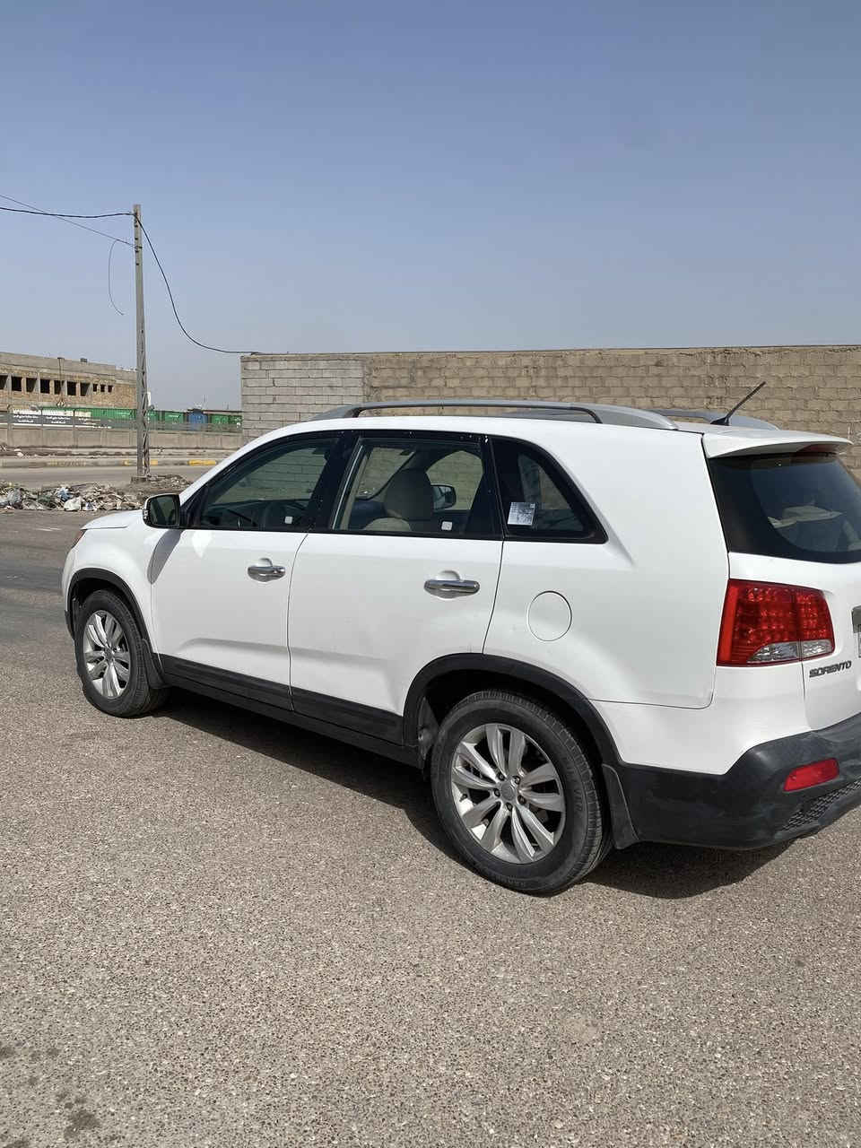 سورنتو مديل 2012 (خليجي )
سياره كفاله عام فول مواصفات
بانو راما فتحة 7 راكب محرك 6
السعر 155 العنوان بصرة
0770 8520798
