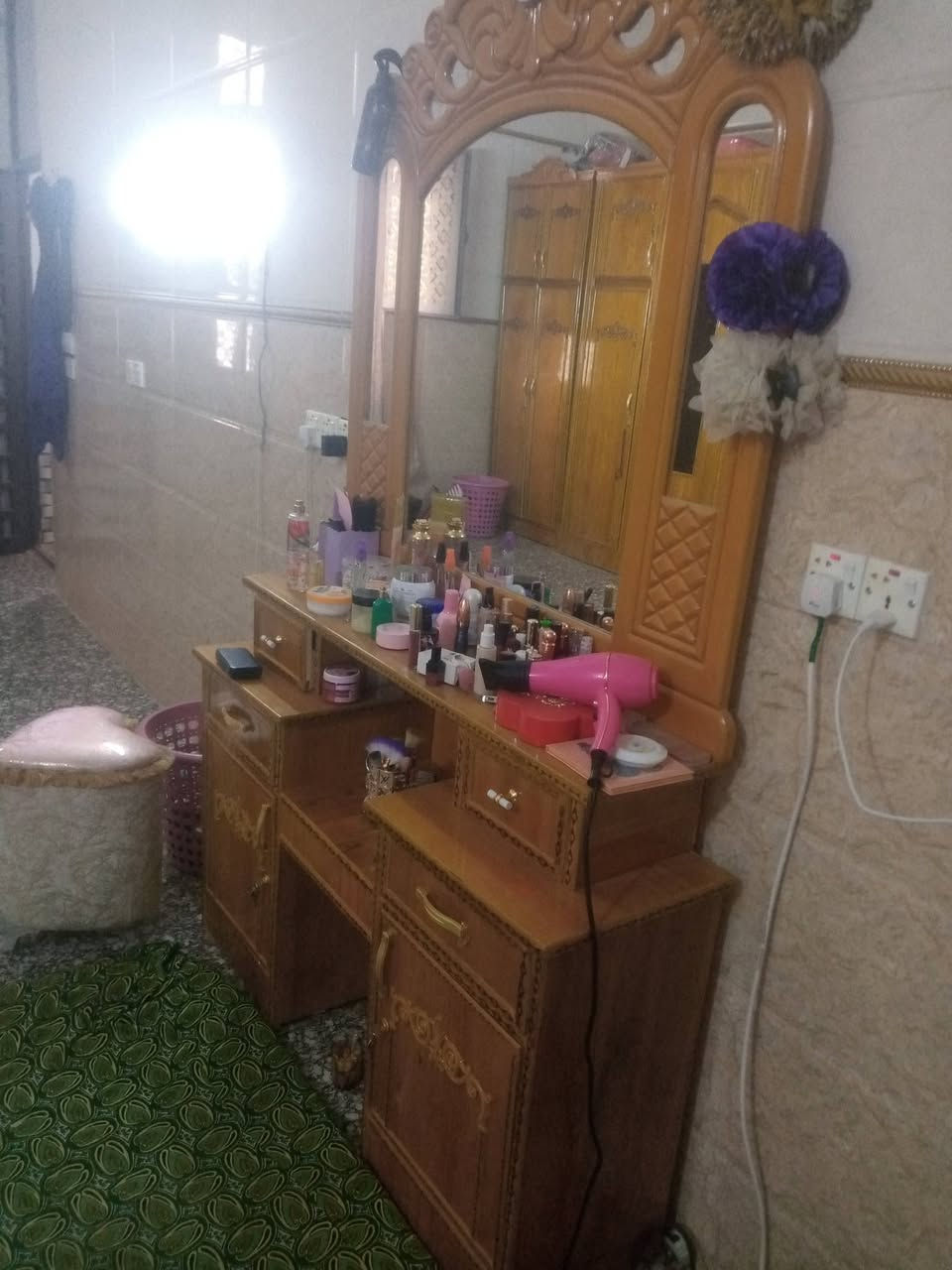 سلام عليكم  غرفه نوم 6 ابواب طابقين  جديده للبيع السعر مليون وميتين مشترينه مليون ونص قبل شهرين  الخاص مفتوح المكان كربلاء


**إذا كنت صاحب هذا الإعلان وتريد حذفه لأي سبب، رجاءا أرسل رسالة إلى الدعم الفني**