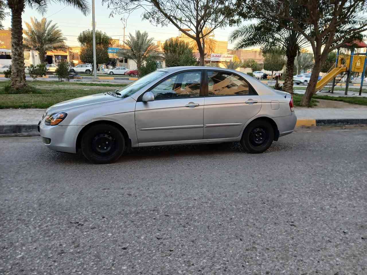 يلله سلام عليكم رمضان كريم سبكتره ٢٠٠٩وارد أمريكي بيه بنيد ابدل فقط كيرمحرك تبريد مشروط مكني ٢٠٠٠ بيه صبغ جاملغ الامامي كلير للجماليه  جاملغ خلفي بارد فقط سعر ٨٣ مكاني كربلاء قرب مشفى الحجه اتصل فقط ***********او***********
