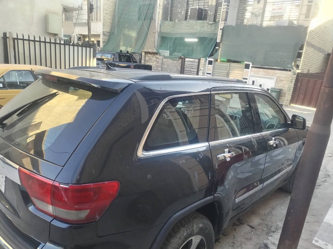 السلام عليكم جيب هيمي 2013 كلين  مابيه لا ضربه ولا صبغ
السيارة كل نقص مابيه
مكانه بغداد الدورة تحويل ثاني يوم معروضة 155وبيها مجال
للاستفسار الاتصال ***********
