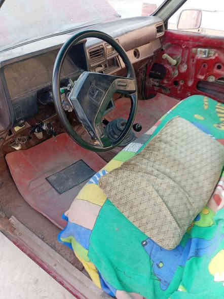 بيكم موديل ١٩٨٥ محرك وكير لوك صدر جديد وترهم مراوس سعر ١٥ وبيه مجال عنواني ديالئ دلي عباس ***********
