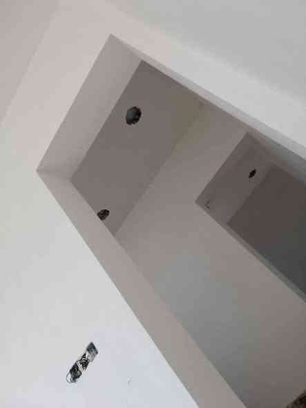 سلام عليكم خوان ملاحضه
جص وبورك وتشميع و ماده مصلبه علينه  كرساته و عمل 11الف مواد علينه تنضيف الابيت علينه
جص وبورك فقط كرسته و عامل متر 10
تنضيف الابيت علينه
جكن واير عالينه 
رقمي الخاص ***********
واذا لبخ واجهيات جميع لبخ نشتغل
