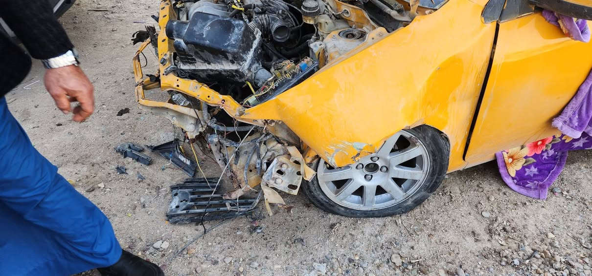 السلام عليكم جيلي موبل ٢٠١٣ رقم انكليزي ميسان سنويه لل٢٩  ابيع علا وضعه الحمد لله عدت علا خير سياره كير محرك  كورله ١٨٠٠مال حاويه بشهر ١٢ شادهن  صدر امامي جديد قاعده فيت بم جديده سياره ملكطه خياسه ومصبوغه  بغداد الشعب رقم ***********
