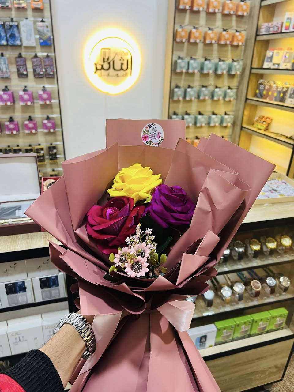 بوكيهات ورد وهدايا رجالية ونسائية بإسعار مناسبة جداً

العنوان : شميط - الشارع العام - مجاور محلات الغازي
هاتف : ***********
