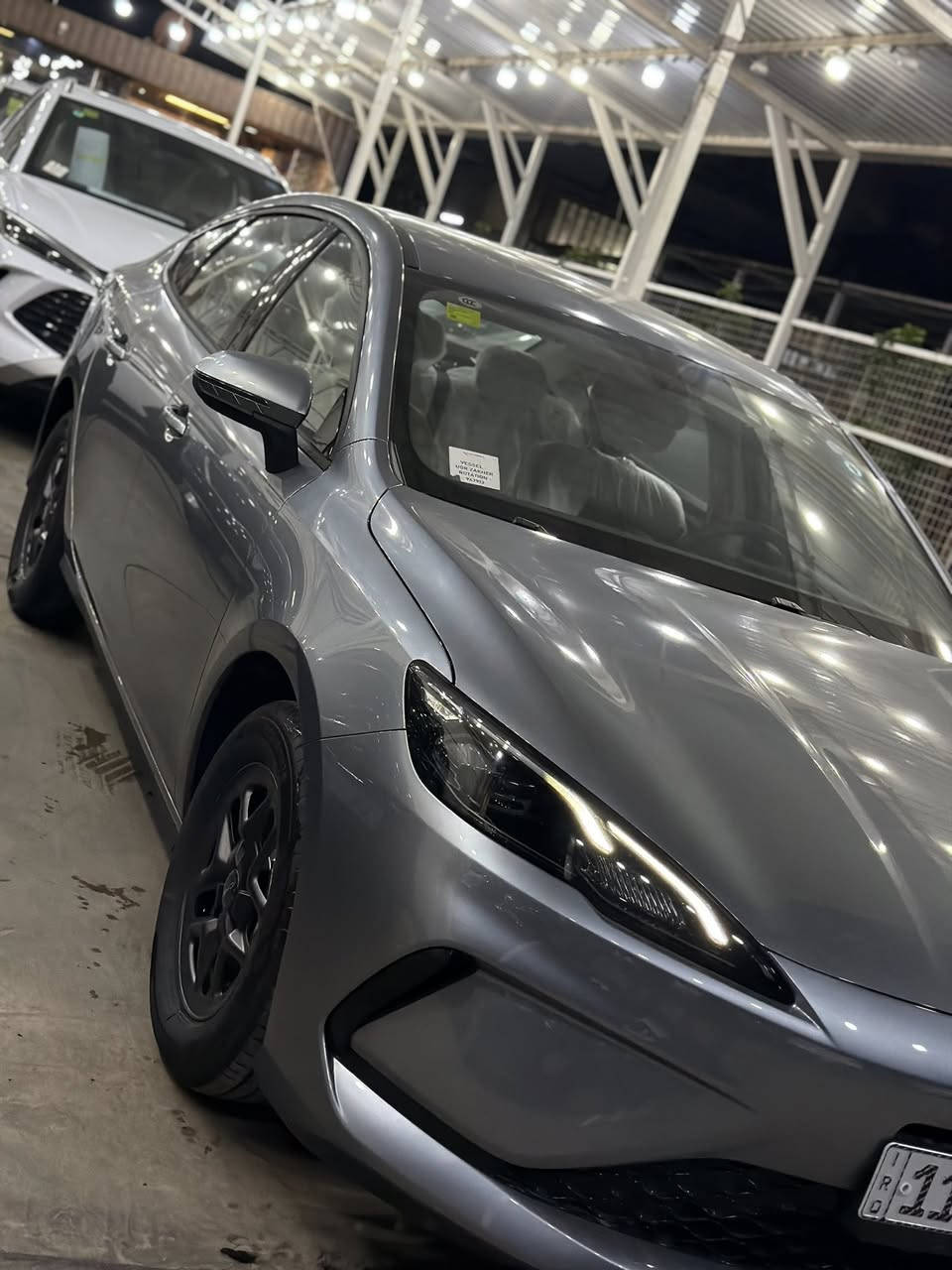 السلام عليكم تم وصول سيل 5 للون رصاصي ويل كب 0️⃣ زيرو انتبه زيرووو مرقم بغداد لوحه وسنويه كامله ملحقاته (ارضيات -وشاحن وفوم ماسحات وكارت بصمه )
السعر نارررر 🔥 18.900
عنوان (بغداد -معارض الكريعات معرض ميديا )
الاتصال ***********
واتس اب ***********
