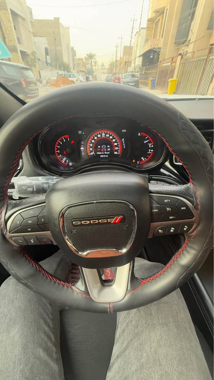 سلام عليكم…
دورنكو وارد امريكي حادث بس بانيد + ايرباك ستيرن + دشبول 
موديل 2023
ماشيه 29000 ميل
السعر 31500 $$$
بغداد حي البنوك
*********** بغداد, العراق
