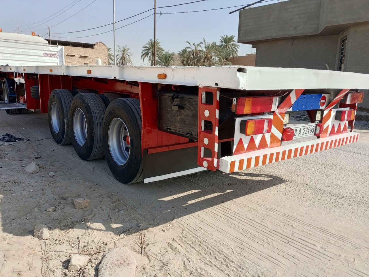 السلام عليكم سياره مان موديل 92 باسمي رقم انكليزي نجف تخم تاير جديد تبريد شغال غرفه جديده كير 160 راسه عربانه مرسمه  تانكي الكاز حجمه 800 المكان النجف رقم الهاتف ***********
