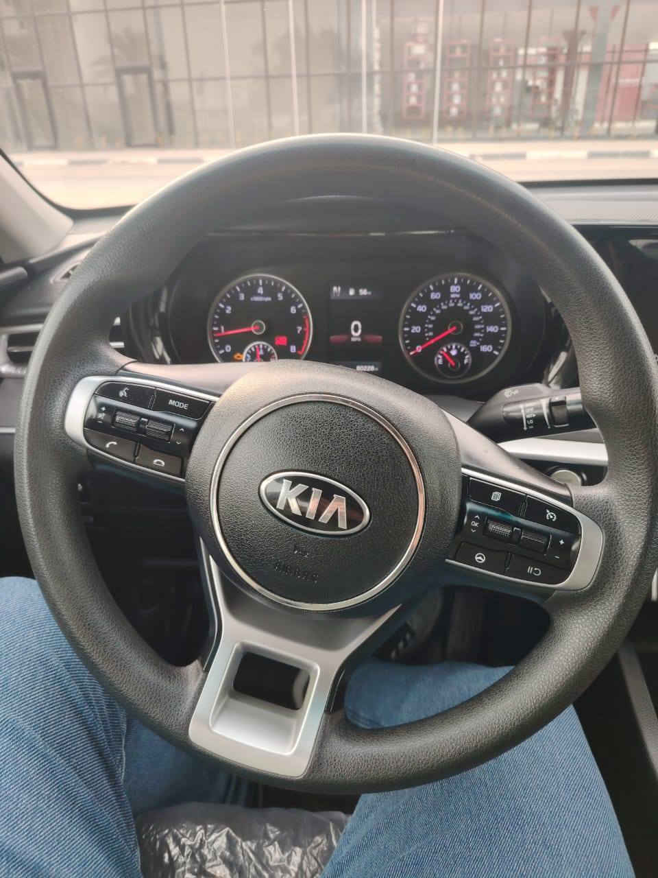 Kia k5 2021
مواصفات Lxs
بصمه
تشغيل عن بعد
رادار امامي .خلفي
كير.محرك.حداديه.تخم تاير كله مكفول
رقم اربيل دولي 
سنويه لل 2027
مكان السياره النجف
السعر 145 وبيها مجال قليل
حادث بدون دواخل والشواصي مكفوله
للأستفسار ***********
