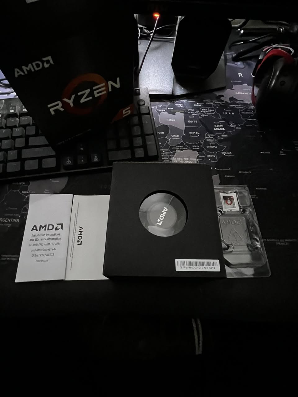 السلام عليكم
للبيع معالج R5 5600x box استخدام سنتين المعالج نضيف و بدون اي خلل غراضه كامله مثل ماموضح بالصور و المبرد مالته الاصلي غير مستخدم حتى بعده بريحه الشركه سعره 170 الف مكاني بالنجف تجيني و تاخذه


**إذا كنت صاحب هذا الإعلان وتريد حذفه لأي سبب، رجاءا أرسل رسالة إلى الدعم الفني**
