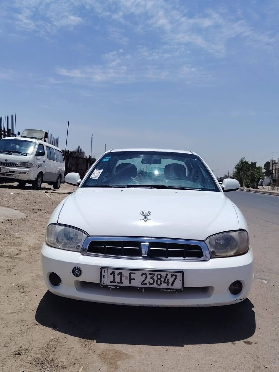 كيا اسبكترا اتو موديل  2001 لون ابيض صبغ عام بدون ضربه فقط بلباب بسيطه  رقم انكليزي ينتهي 31 سياره بيها نقوصات يدات وفناجين فقط 
مكينه خيروكير   تايرات جديده خير  من الله سعرها 43 رقمي تصال وتساب *********** عنواني بغداد العبيدي
