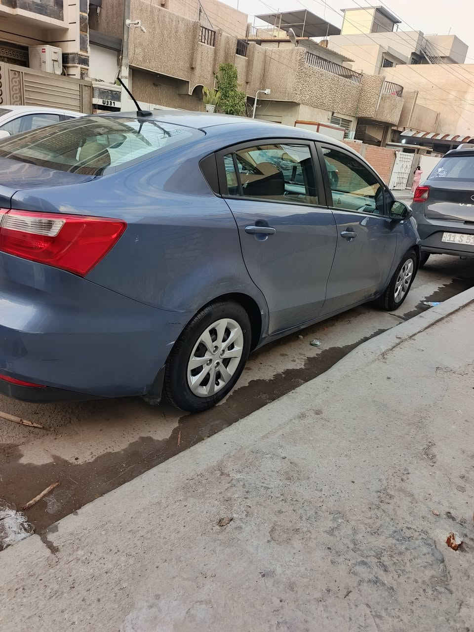 السلام عليكم ريو 2016 رقم أربيل الجديد بسمي سنويه 2031 تنتهي هزه جديده قبل كم يوم سويتها حادث فقط بنيد فقط بدون ايرباك سياره جديده وكلشي مناقصها تخم تغير جديد صدر أمامي خلفي جديد داخل جدا نظيف 4 جام كهرباء تحكم ستيرن جهتين وكلشي بيها بلادي السعر 103 وبيها مجال بسيط حق الجيه مكاني بغداد الكرخ ***********
