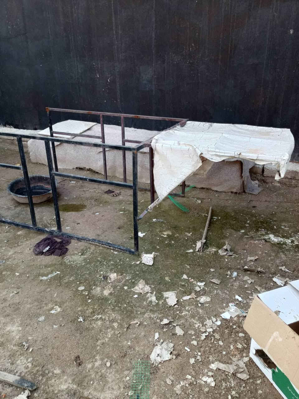 جنس للبيع عنوان كركوك 60 وفي مجال شيء قليل الاتصال على الرقم ***********
