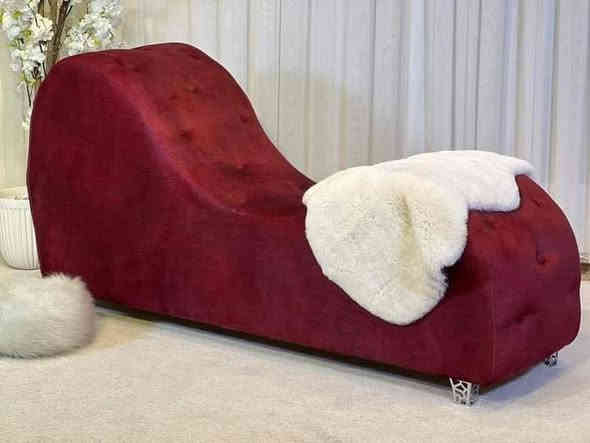 شازلون الرومانسي القياسات + الون حسب الطلب 
 
متوفر توصيل لجميع المحافظات 

تفاصيل الشازلون 👇🏻

الخشب بلوك جام الروس 

أسفنج مميز طبي 

قماش جاكور تركي قديفة 

للحجز والاستفسار خاص 
او مراسلتنا واتساب ***********
