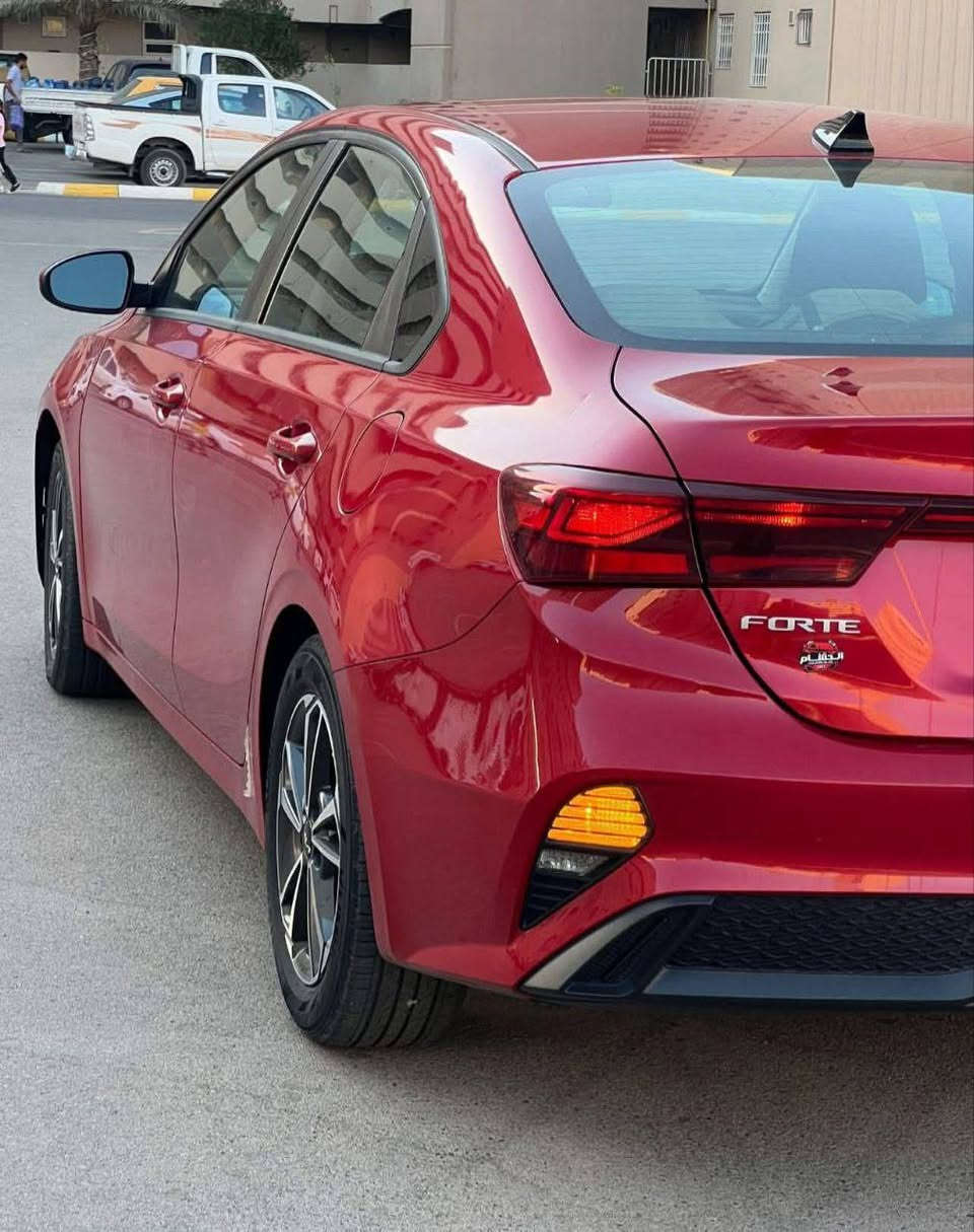 السلام عليكم
كيا فورتي2022  رقم بغداد
حادثه بنيد مبدل فقط لا لغود لا شواصي
مواصفات رادار امامي جانبي خلفي
اشاير مري قياده ذاتيه تحديد مسار 3انضمة قياده

السعر134
مكاني بغداد البلديات 
رقمي***********
