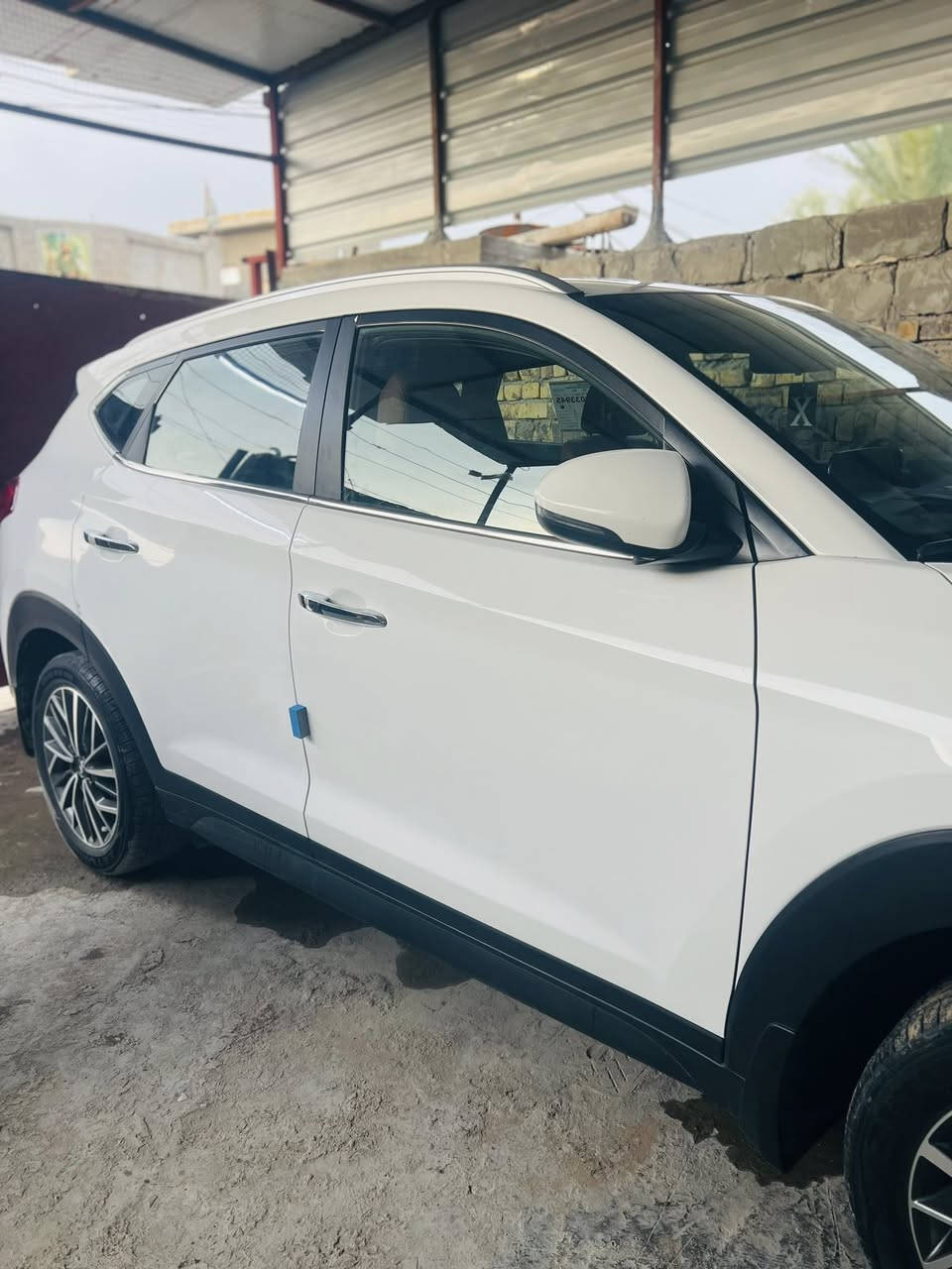 توسان ٢٠٢٠ الكاصد خمس عدسات فول مواصفات رقم بابل ماشيه ٦٨فقط محرك مفتوح السعر ب٢٠٠وبيه محل بسيط  الاتصال ***********
