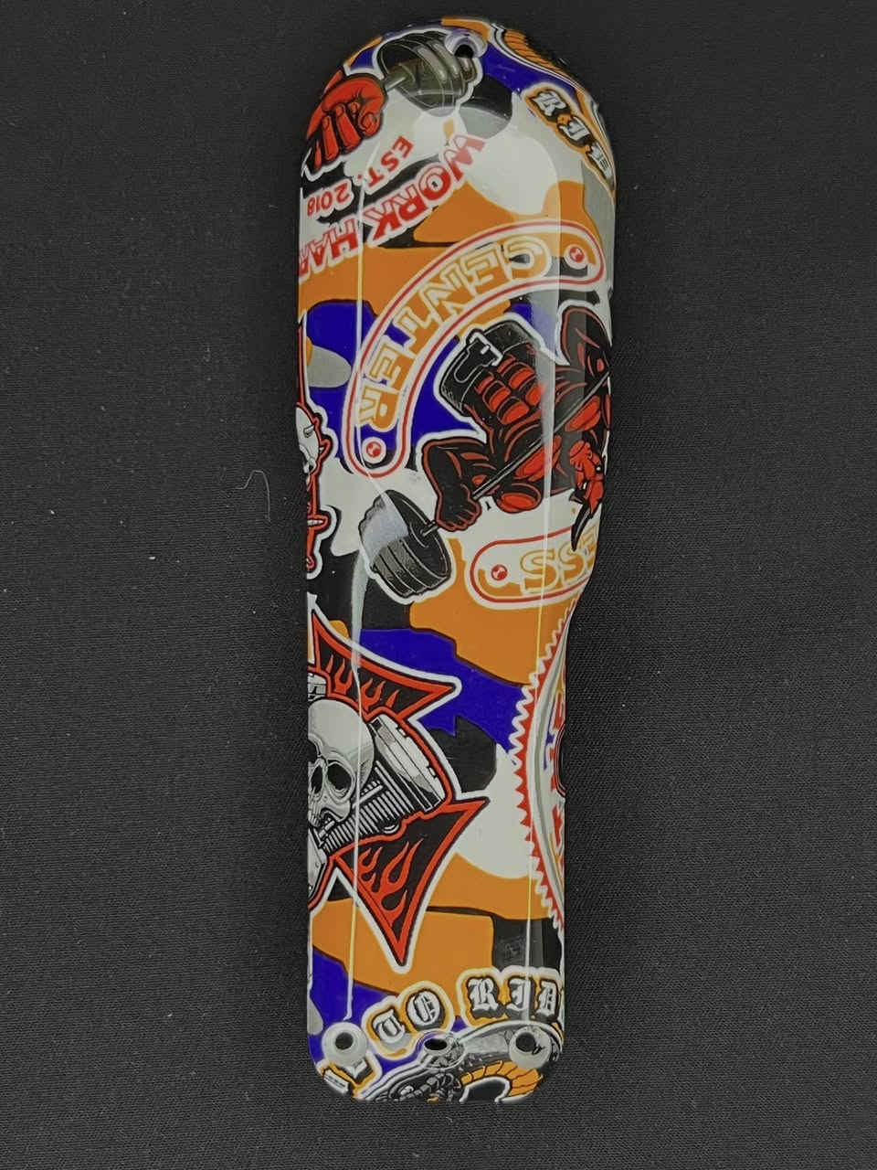 غطية ماكينة WHAL
مميّزة جداً، أنيقة، وبجودة عالية 🔥
يتوفر توصيل سريع إلى جميع مناطق كوردستان والعراق 🚚
للطلب والاستفسار يرجى التواصل على الرقم
سعر 5000الف دنار
***********
