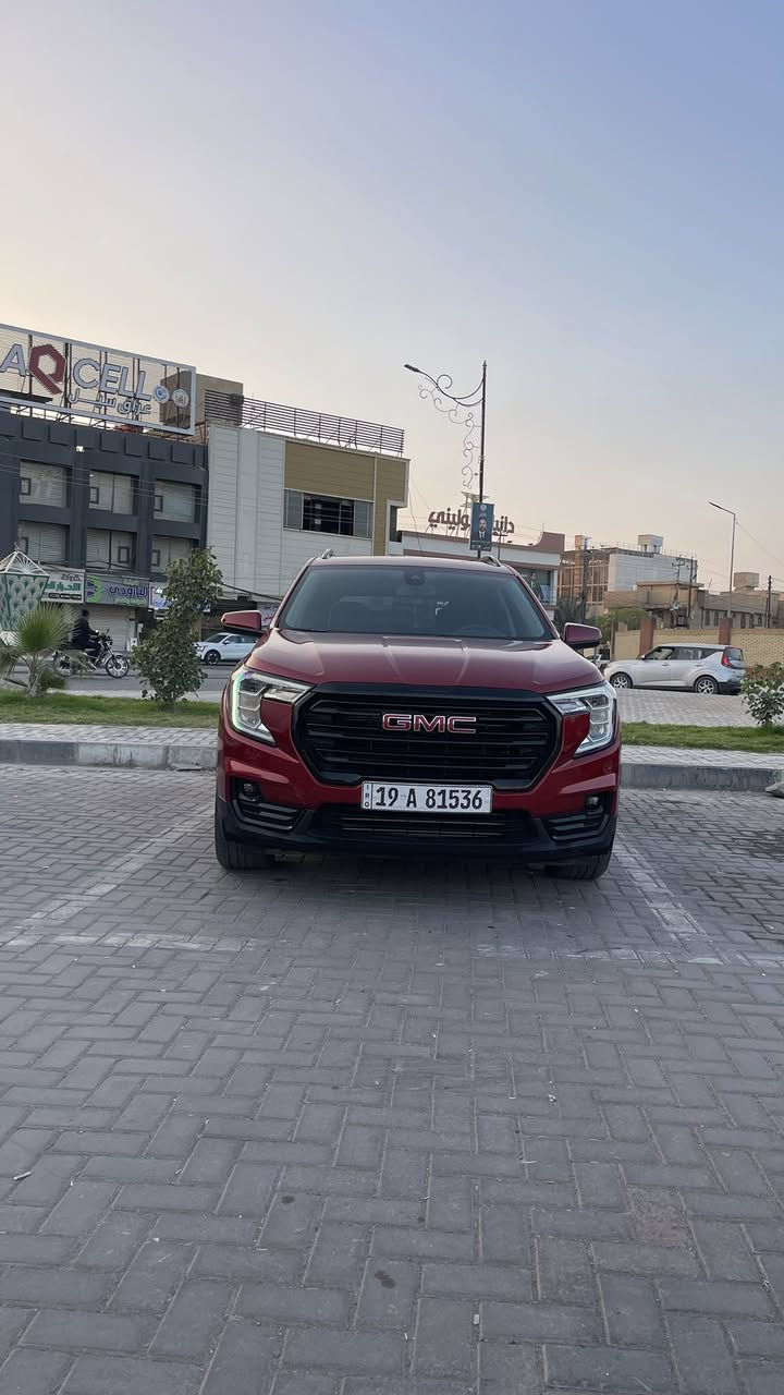 GMC TERRAIN Black TOP 2022
جي ام سي تيران بلاك توب 2022 لون احمر 
فول موصفات ماعدا الفتحة  
 كلين بدون حادث
مرقمة وجاهزة باسمي 

رادار جانبي رادار امامي 
تحديد مسار سياقة ذاتية
حساسات امامي خلفي 
محرك 15 توربو 
4ابواب بصمه 
تشغيل عن بعد 
سستم صوت bose 
كشنات تدفئة
كشن هزاز 
تبريد قطعتين  
كاميره دواره   
شاصي بشرط 
فقط ايرباك ستيرن
السعر 198 

للاستفسار اكثر ***********
