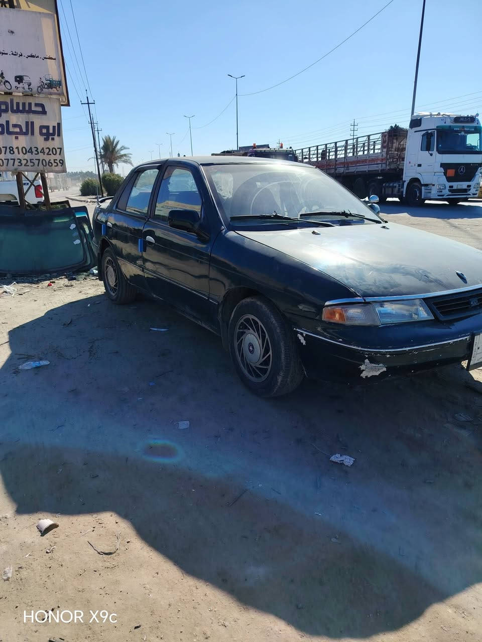 سيفيا للبيع 93 محرك مفتوح كير عادي رقم بغداد 28 وبيه مجال ***********
