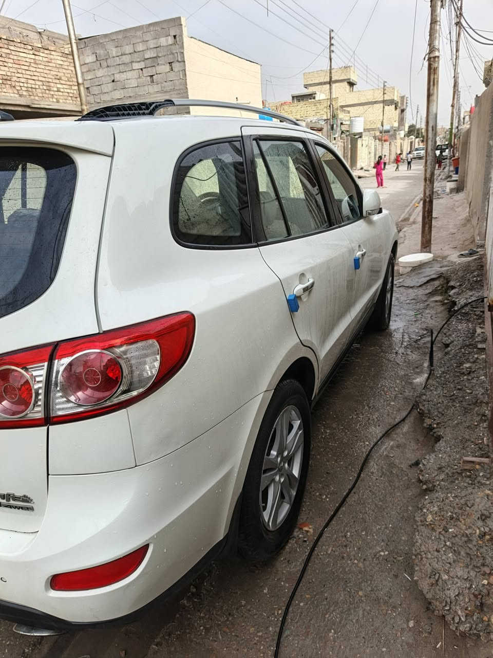 سنتافي موديل ٢٠١٠ بغداد رقم إنكليزي ماشيه ١٢٠ كم فول مواصفات خليجي ٦ سلندر فتحه وبصمه فور ويل تخم تاير صدر جديد مكينه وكير مكفولات سيارة جديدة بمعنى الكلمةمكفوله ماعدا الدعاميه الاماميه صبغ العنوان بغداد المعامل السعر ١٥٥ وبيها مجال قليل اتصال فقط غير موجود ع نت ***********
