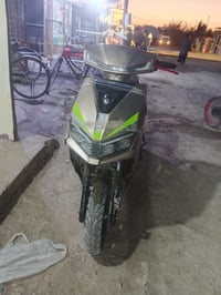 دراجه شحن كامله كهربائيات شغاله فول الدراجه نقصه بس كفررر الي كدام الم...