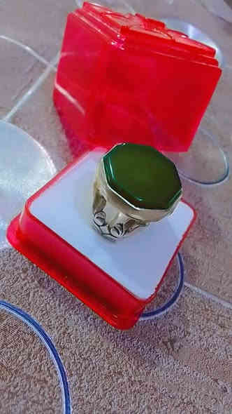 خاتم عقيق زيتونيه سداسيه فضه للتواصل على الخاص او على الرقم ***********
