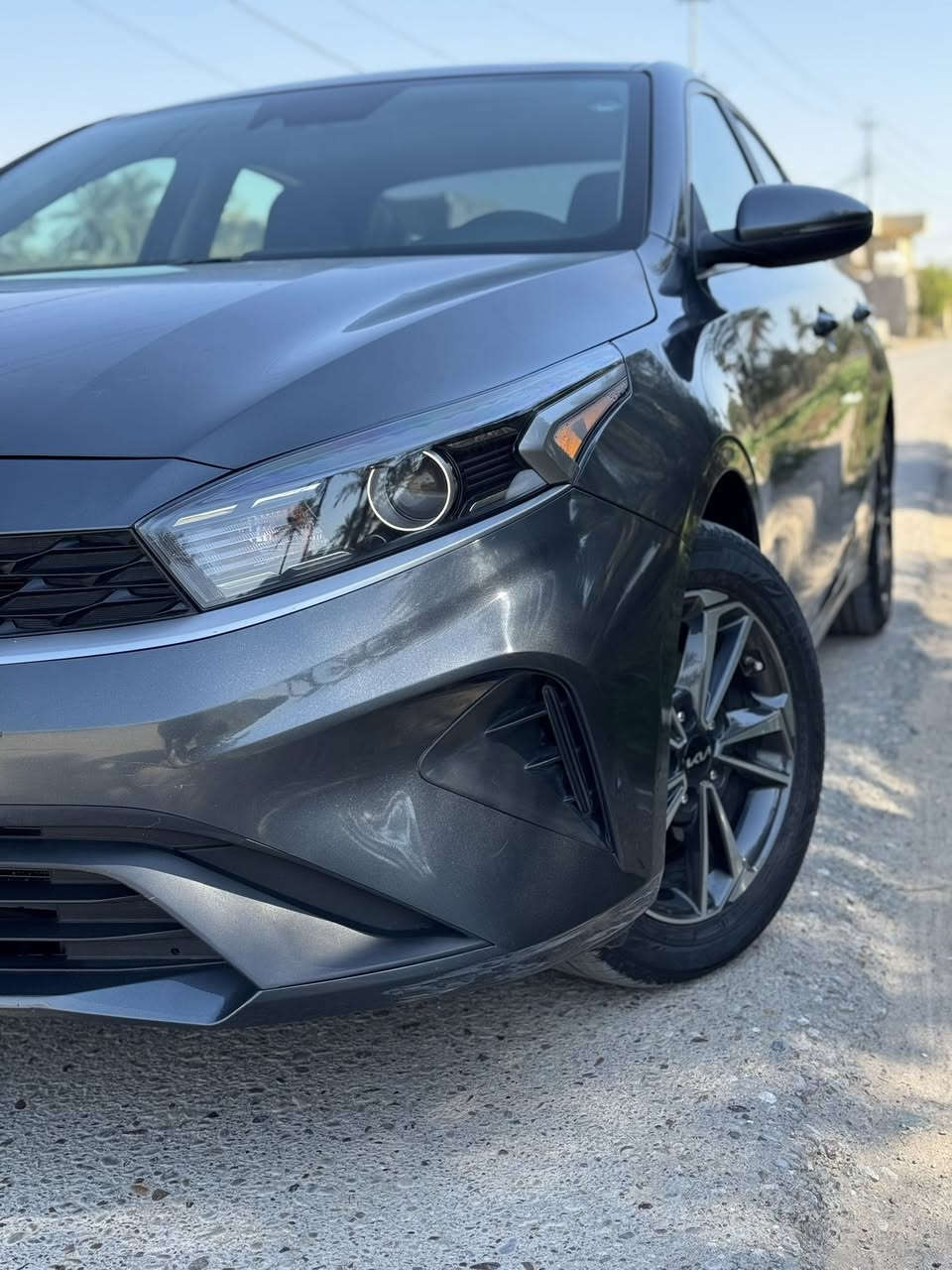 سلام عليكم
فورتي 
موديل 24
رقم أربيل هزة ورقم صار شهر
مكينة 200 cc
حساسات 
توقف ذاتي 
رادار 360
كامرة خلفية
ماشية 19
سيارة جديدة جداء
سيارة داخلة كلين بدون حادث 
داخلة كلين بمريكا بيهة بنيد وجاملف كلير اثر شخوط
بدون حادث كفالة من الحادث 
سيارة حلوة وحلى من صور 
سعر السيارة 165 وبيهة مجال قليل 

‭0776 374 8999‬
