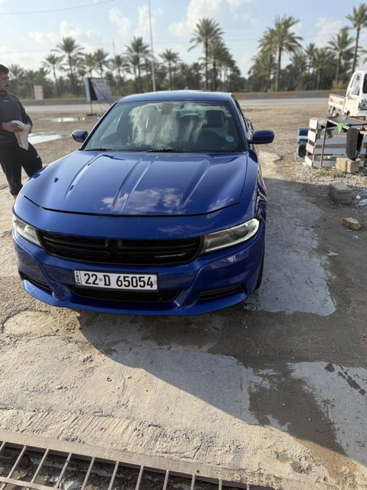 جارجر 19 sxt خليجي نص فول حادث نص جاملغ الخلفي صبغ وباب بدون دواخل سياره نصبه تخبل حداديه ومكينه خير من الله ماشيا 80 مكاني بغداد للاستفسار ***********
