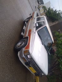 سياره للبيع دبل قماره موديل 88 نضيفه علبلاد صبغ بس بونيد وباب الخلفي ك...