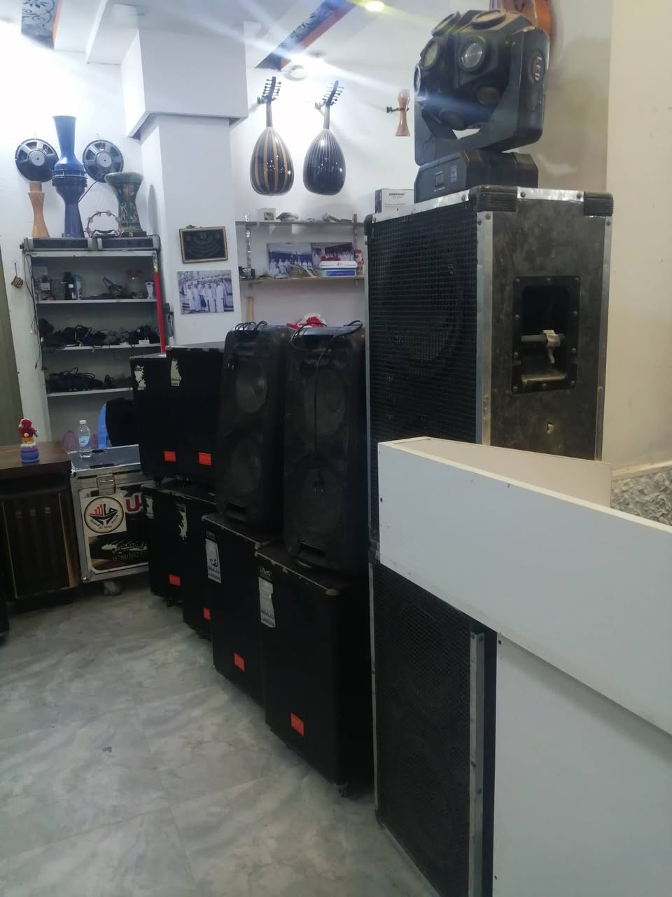 السلام عليكم ورحمة
كل عام وانتم بالف خير
يعود مركز كريم الماس إليكم
مركز متخصص للايجارات
الديجي MB3
سستم الصوت
الالات الإيقاعيه
بيع الالات الموسيقيه
مستلزمات الالات الموسيقيه
زينة السيارات 
العنوان الناصريه صوب شاميه شارع النهر سياحي مجاور حلويات الطائي مقابيل النادي البناني
للاستفسار
***********
***********
إشارة إلى الأصدقاء 󱢏 إشارة 
إشارة 
إشارة إلى الأصدقاء 󱢏
