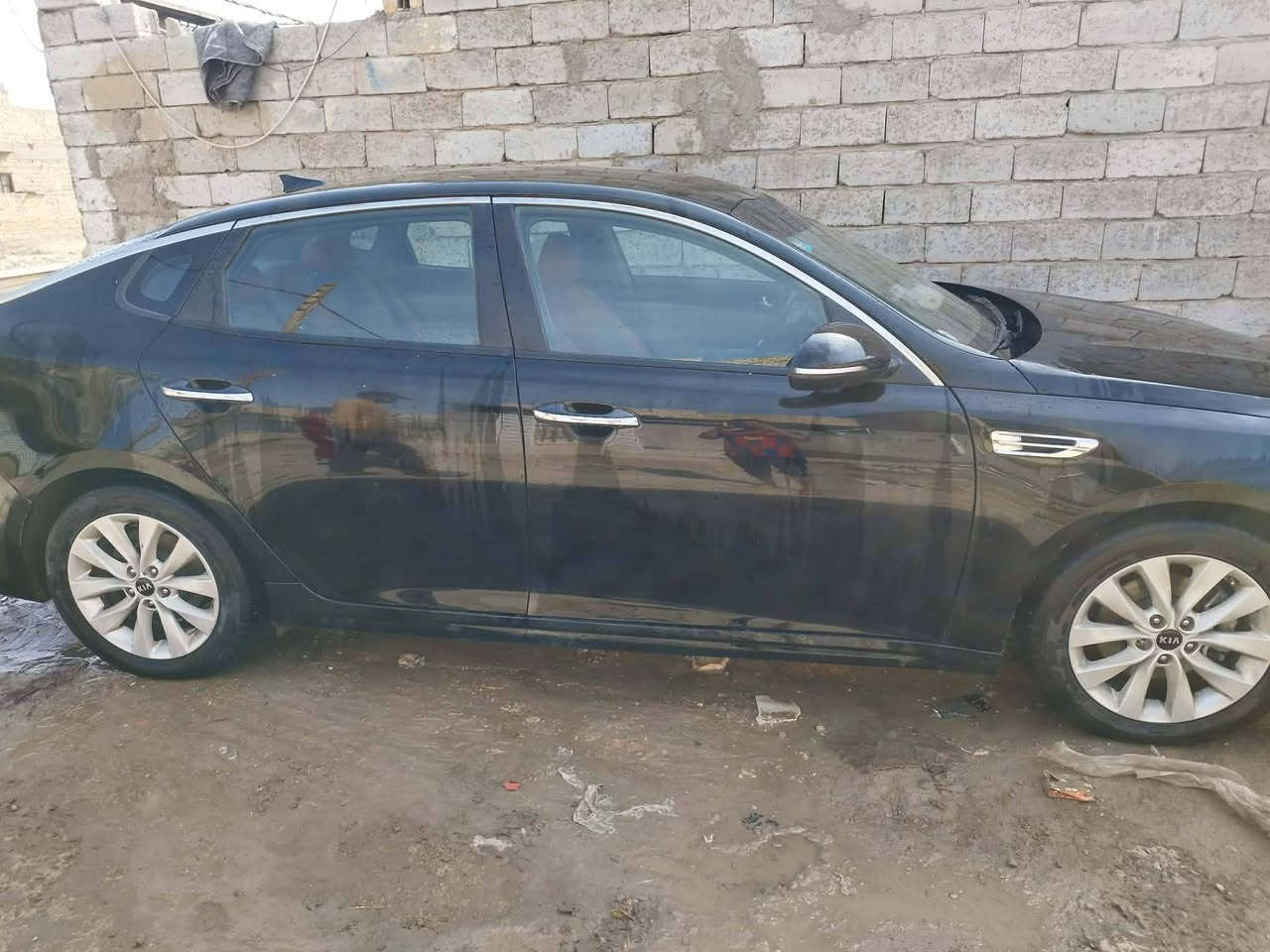 السلام عليكم 
اوبتما ٢٠١٨ وارد أمريكي (رقم بغداد دولي) حادثها بنيد وجاملغ  جهة السايق نفسهن مصلحيهن بدون لغود وشواصي. ماشية ٩٠ ألف
(مكينةGDI خير من الله + منظومة غاز ) كير خير من الله تخم تايرات جدد حدادية خير من الله . 
مكان السيارة ديوانية . 
سيارة جاهزة  
السعر ١٢٢ بيه مجال قليل.
مكلف بالنشر 
رقم صاحب السيارة ***********
